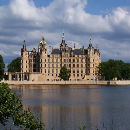 Ferienwohnung In Schwerin Am Schweriner See * Schwerin (Mecklenburg-Vorpommern)